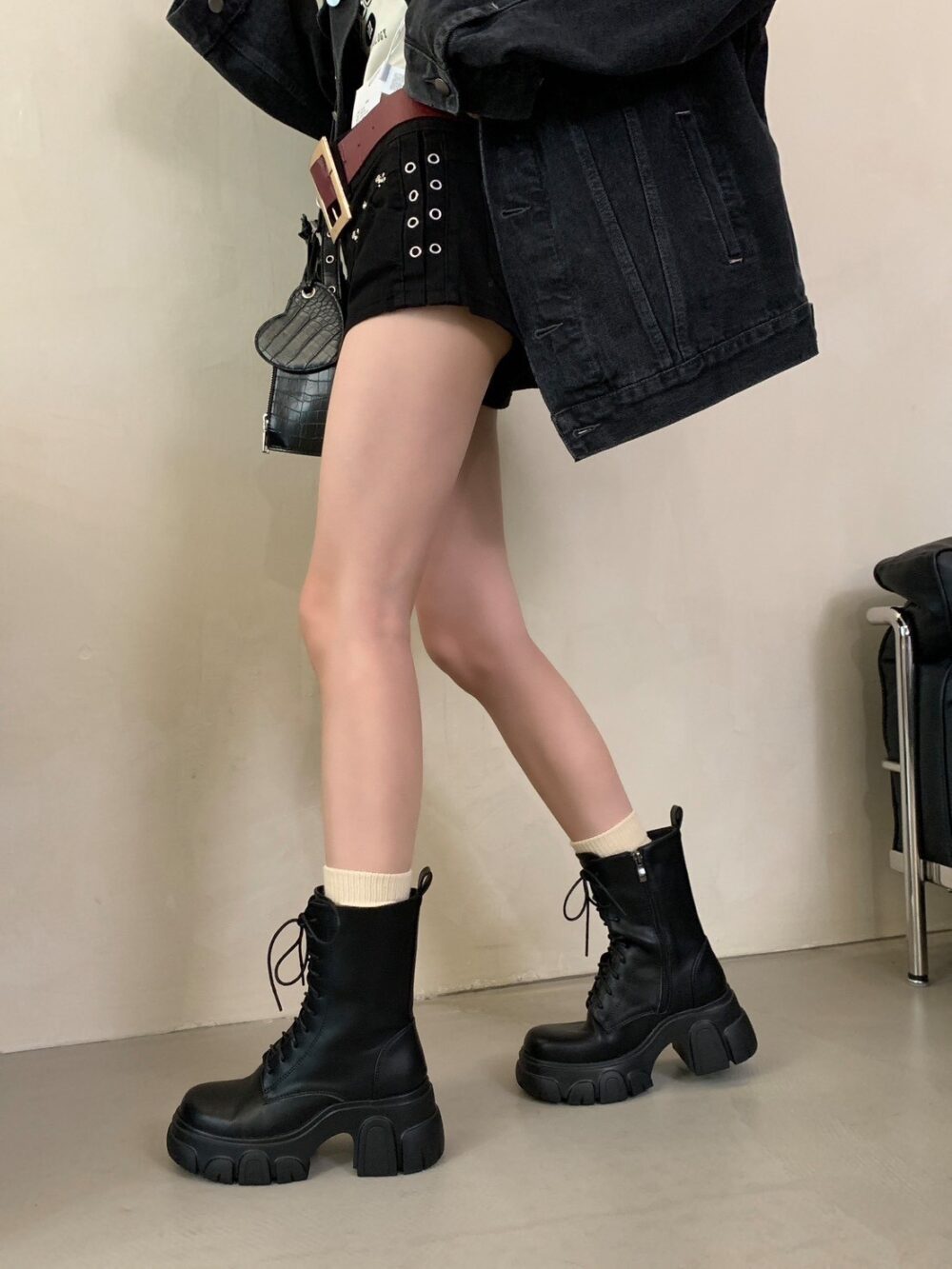 🇰🇷正韓增高厚底綁帶側拉鏈騎士馬丁短靴